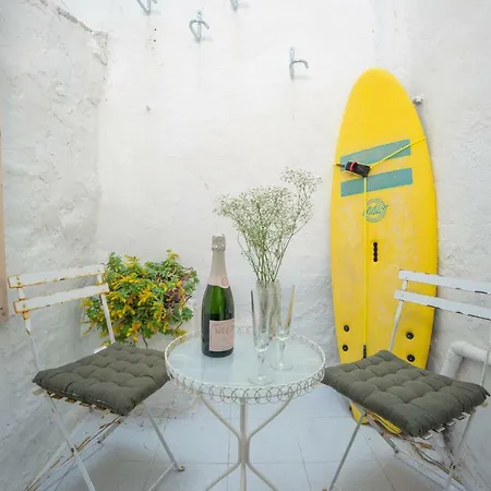 Sustraia - Local Rentss * סן סבסטיאן