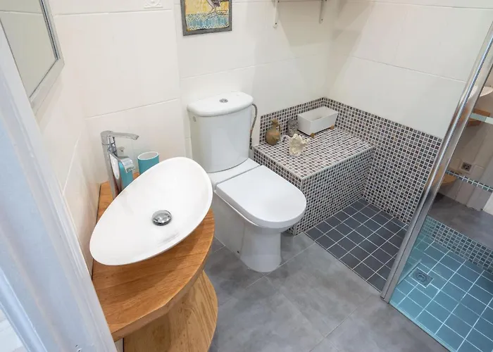 Apartment Sustraia - Local Rentss *