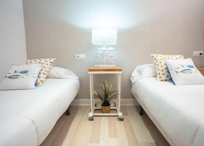 Sustraia - Local Rentss Apartment