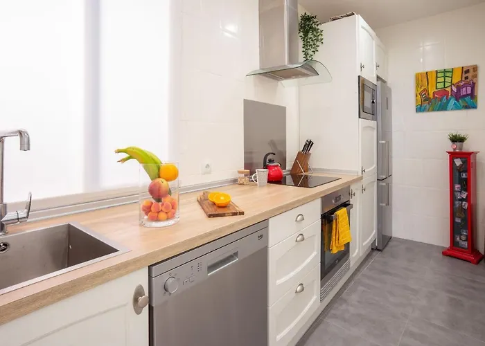 Sustraia - Local Rentss Apartment